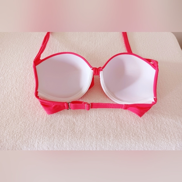 Venus Coral Bikini Top, Size 32DD/34D/36C - Picture 4 of 15